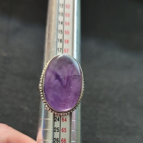 Silver Plated Pastel Purple Amethyst Gemstone Oval Statement Ring - Size 9.5 - Picture 9 of 9